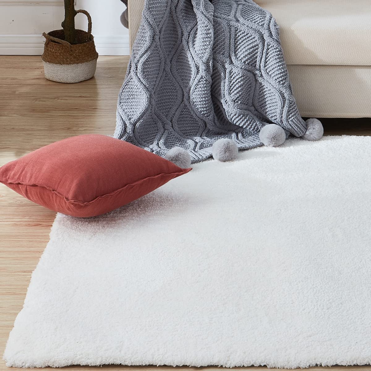 Tuokus」カーペット ラグ じゅうたん 洗える ラグマット 床暖房で利用